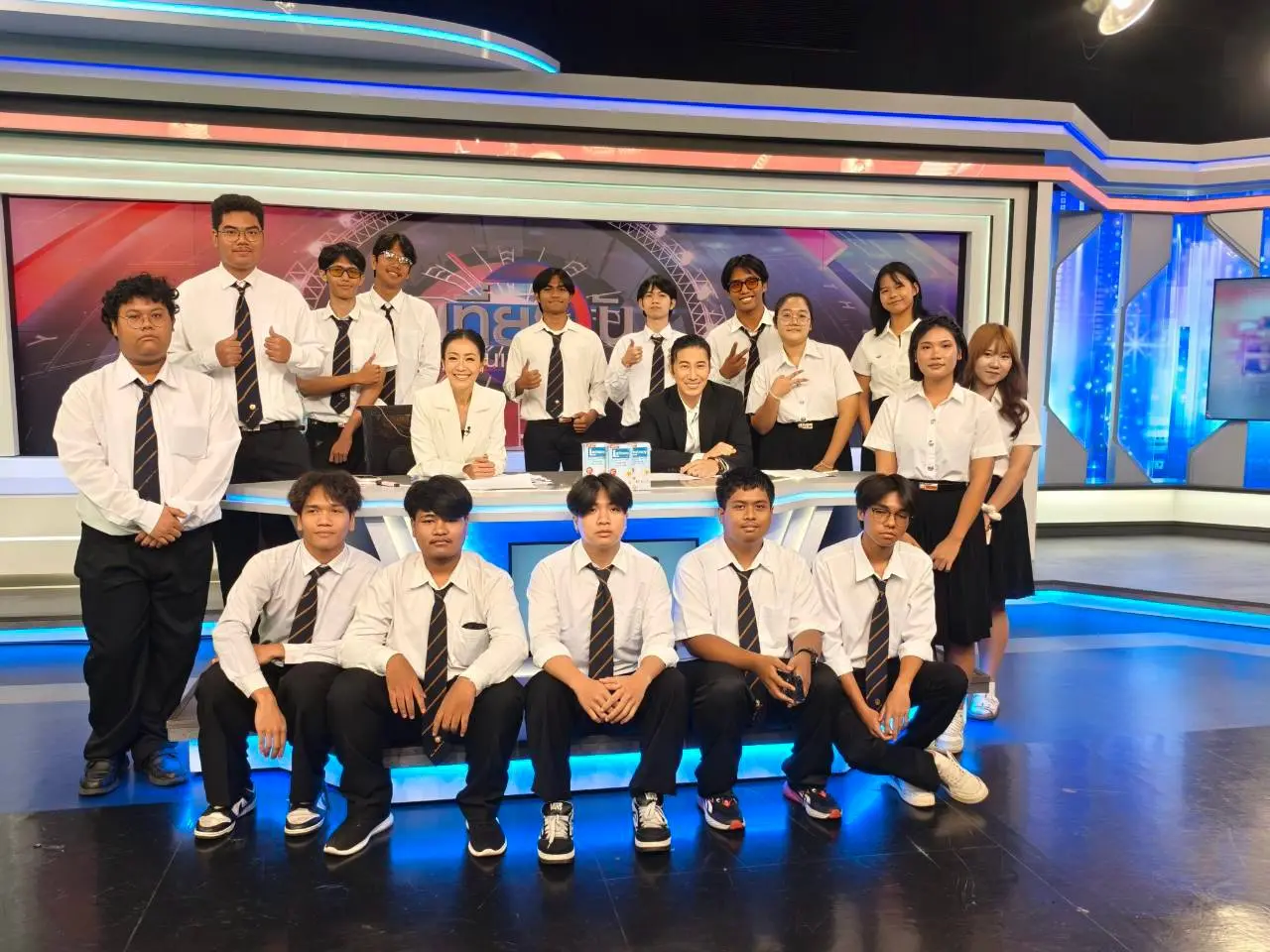 นิเทศ KBU กระทบไหล่ หนุ่ม กรรชัย หมวย อริสรา